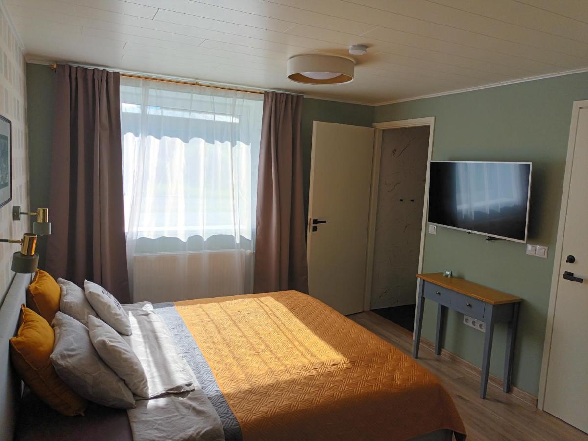 Liisu Kuelalistemaja Appartement Haapsalu Buitenkant foto