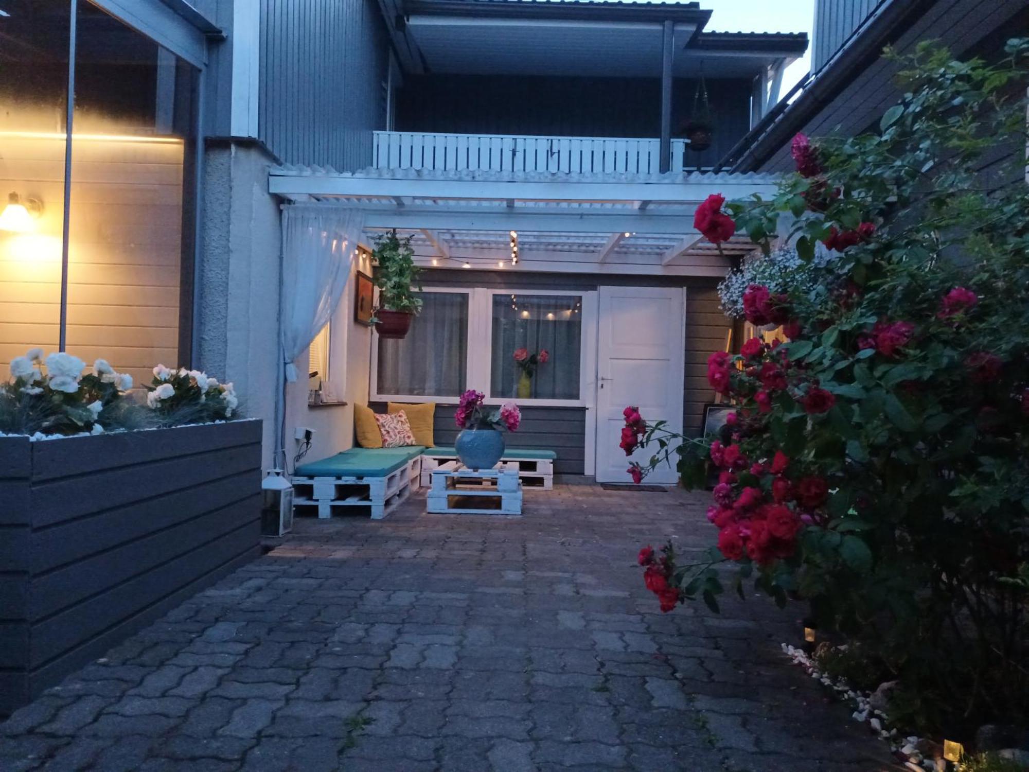 Liisu Kuelalistemaja Appartement Haapsalu Buitenkant foto